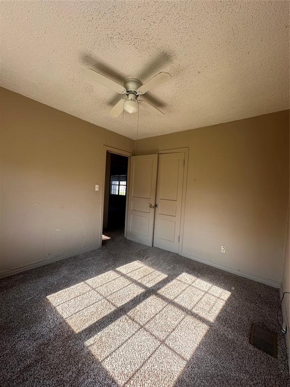 2305 Doris Dr, Del City, OK 73115 - photo 5
