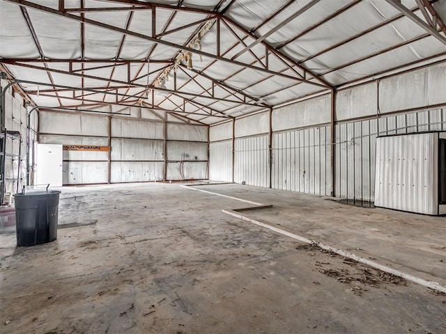 16101 S Rock Creek Rd, Shawnee, OK 74801 - garage with metal wall