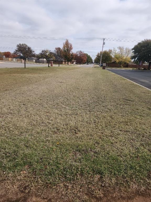 N Washington St, Weatherford, OK 73096 - photo 4