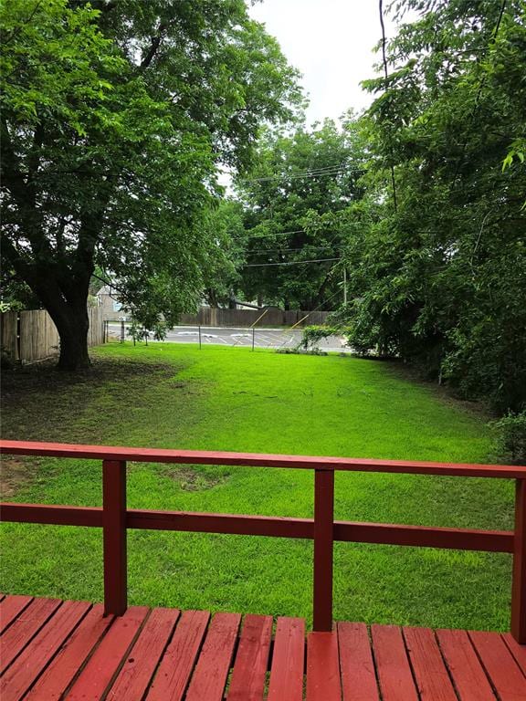 926 S 9th St, Chickasha, OK 73018 - view of wooden deck