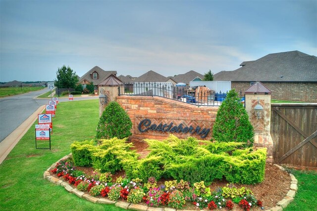 2517 NW 194th St, Edmond, OK 73012 - view of yard featuring a residential view