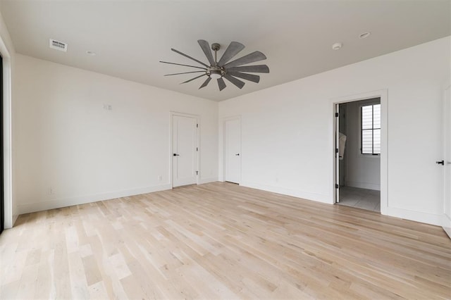 1700 Runway Blvd, Oklahoma City, OK 73108 - unfurnished room with light wood finished floors, ceiling fan, and a smoke detector