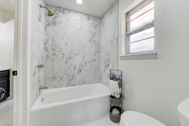 2617 NW 58th St, Oklahoma City, OK 73112 - full bath featuring toilet and shower / bathtub combination