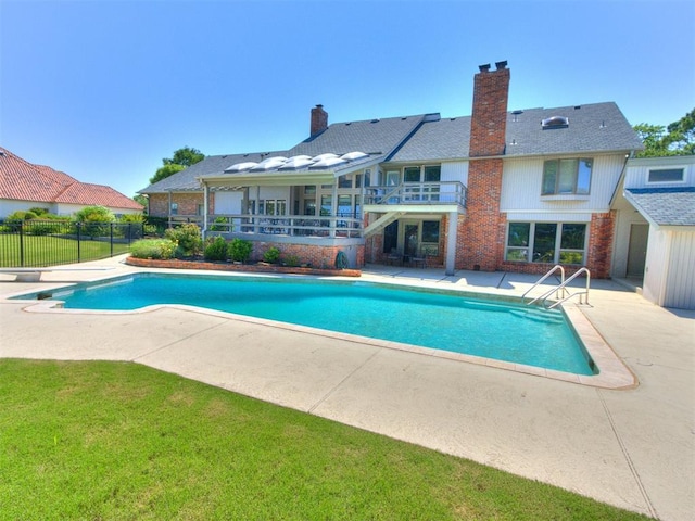 9 Country Club Rd, Shawnee, OK 74801 - view of pool with a patio area