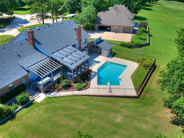 9 Country Club Rd, Shawnee, OK 74801 - view from above of property featuring a pool