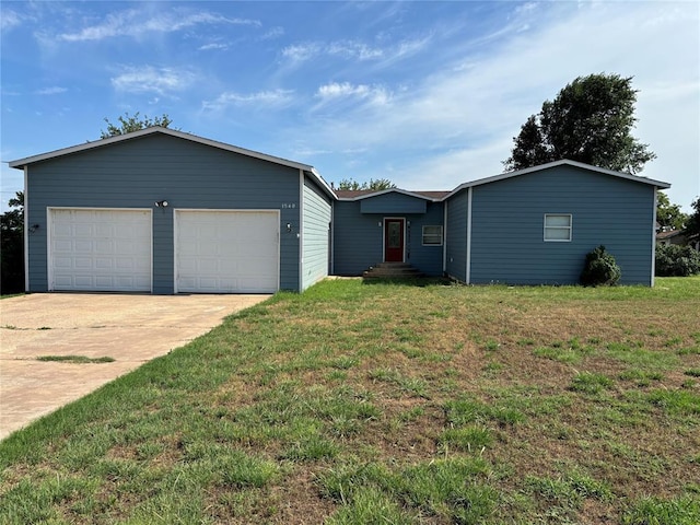 1540 Cross Rd, Altus, OK 29483 - ranch-style house featuring a garage and a front lawn