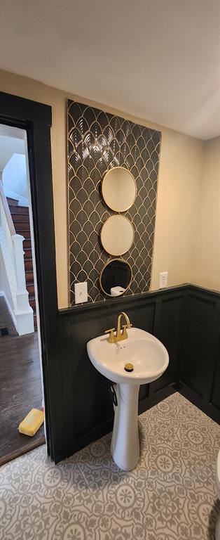 3157 NW 25th St, Oklahoma City, OK 73107 - view of bathroom