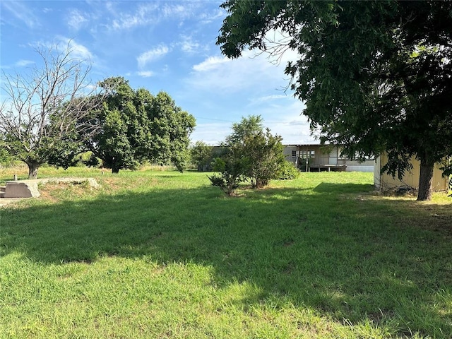 1630 Cross Rd, Altus, OK 73521 - view of grassy yard