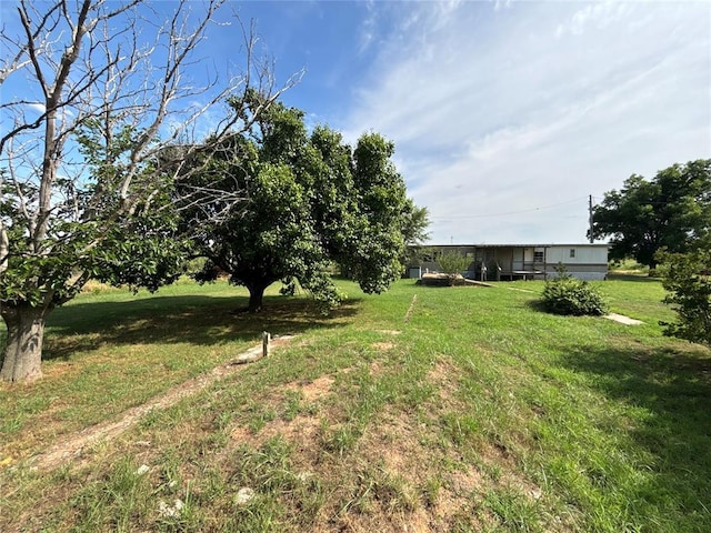 1630 Cross Rd, Altus, OK 73521 - view of green lawn