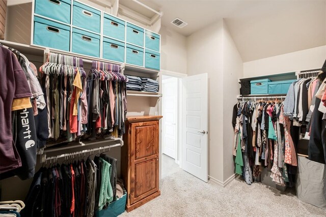 10800 NW 5th St, Yukon, OK 73099 - spacious closet with carpet
