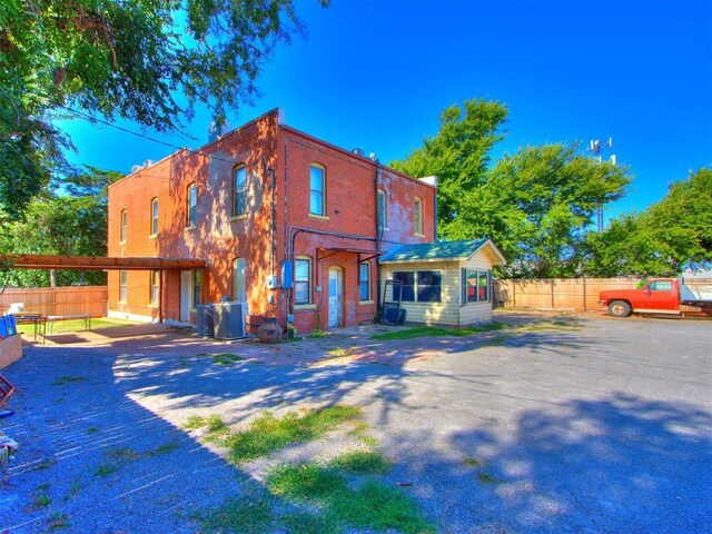 316 W Vilas Ave, Guthrie, OK 73044 - photo 48