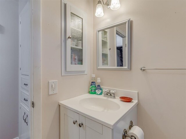 3113 SE 20th St, Oklahoma City, OK 73115 - bathroom featuring vanity
