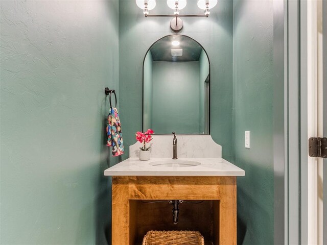 9320 NW 84th St, Yukon, OK 73099 - bathroom with vanity