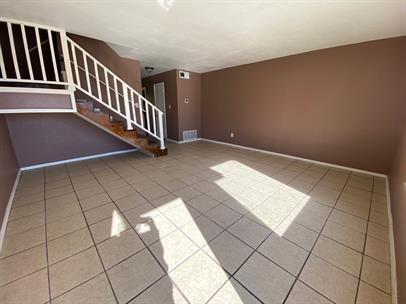 500 Sinclair Dr Unit 502, Norman, OK 73071 - photo 2