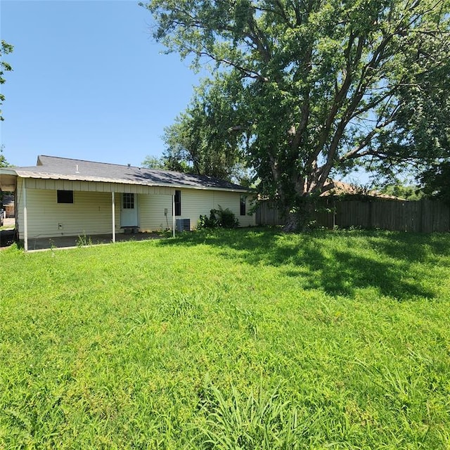 2413 7th St, Prague, OK 74864 - view of yard