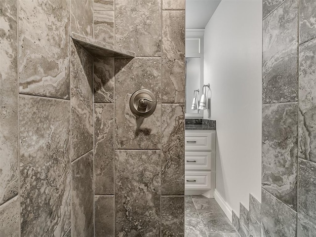 12917 Treemont Ln, Oklahoma City, OK 73142 - full bath with a tile shower