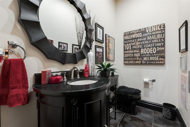 3617 Stagmoor Rd, Edmond, OK 73034 - bathroom featuring vanity and toilet