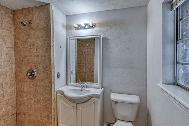 1540 Bradley Pl, Oklahoma City, OK 73127 - bathroom with a tile shower and vanity