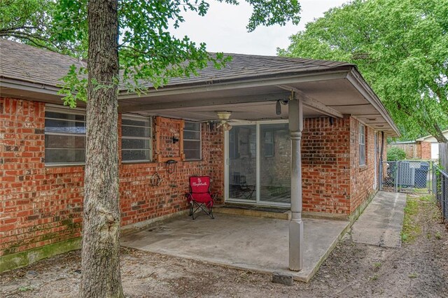 1540 Bradley Pl, Oklahoma City, OK 73127 - view of patio / terrace