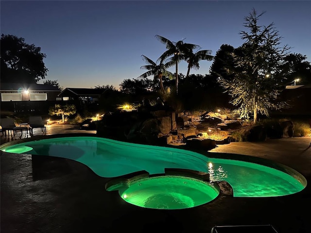 17701 S Rock Creek Rd, Shawnee, OK 74801 - view of pool featuring a pool with connected hot tub and a patio area