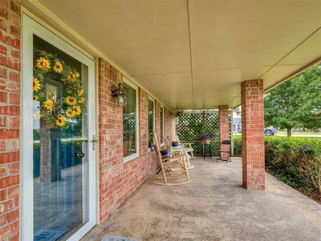 975 Garden Rd, Tuttle, OK 73089 - view of porch