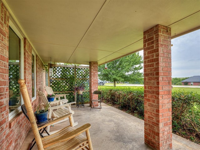 975 Garden Rd, Tuttle, OK 73089 - view of covered porch