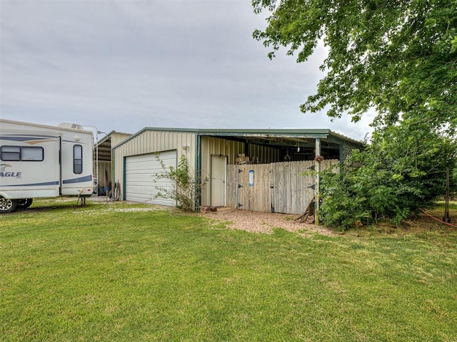 975 Garden Rd, Tuttle, OK 73089 - view of outbuilding