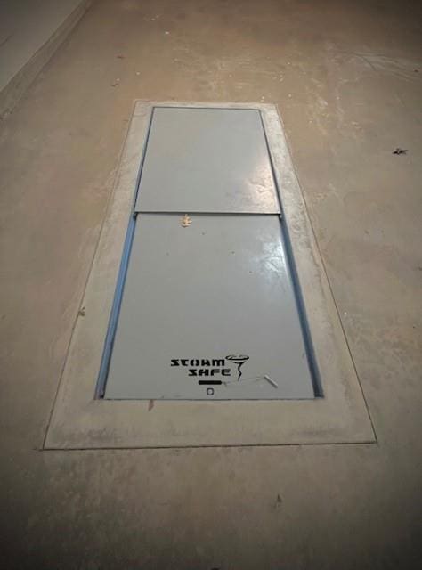 801 Belle Air Ave, Edmond, OK 73013 - view of storm shelter