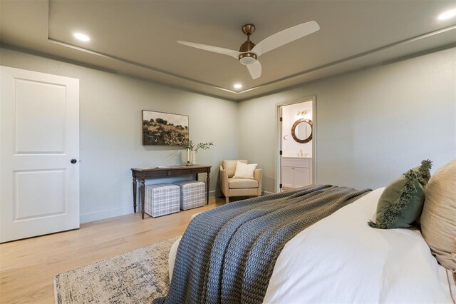1112 Mary Lee Ln, Edmond, OK 73034 - bedroom with wood finished floors, recessed lighting, ensuite bathroom, and a ceiling fan