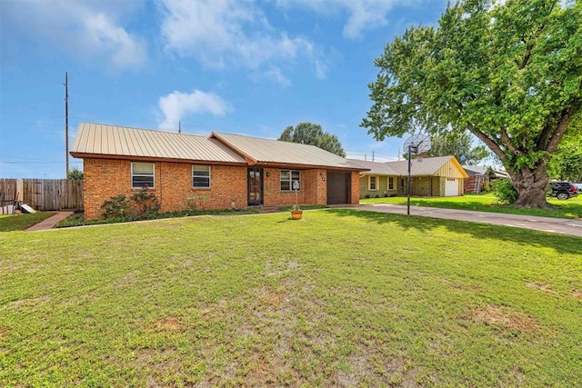 106 Mitchell Dr, Elk City, OK 73644 - photo 2