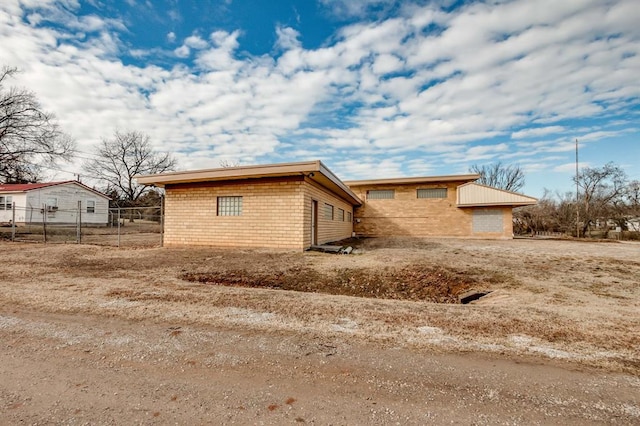 402 W Highland St, Tecumseh, OK 74873 - photo 4