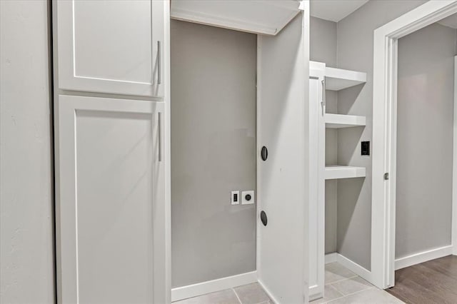 1205 Shalamar Rd, Edmond, OK 73013 - view of closet