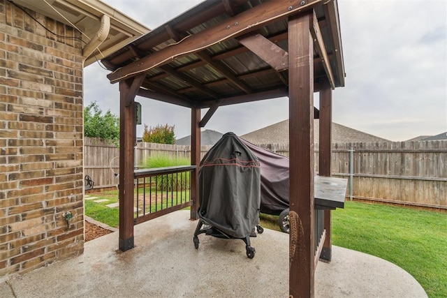 609 NW 180th St, Edmond, OK 73012 - fenced backyard with a patio area