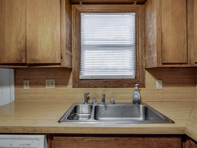 109 E Northrup Dr, Oklahoma City, OK 73110 - kitchen featuring light countertops and dishwasher