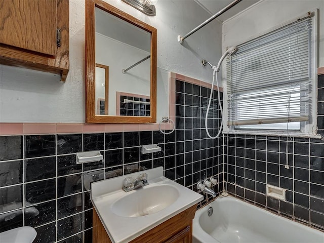 109 E Northrup Dr, Oklahoma City, OK 73110 - full bathroom featuring shower / tub combination, vanity, and tile walls