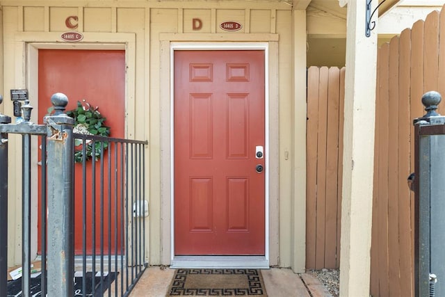 14405 N Pennsylvania Ave Unit 6D, Oklahoma City, OK 73134 - property entrance with a gate