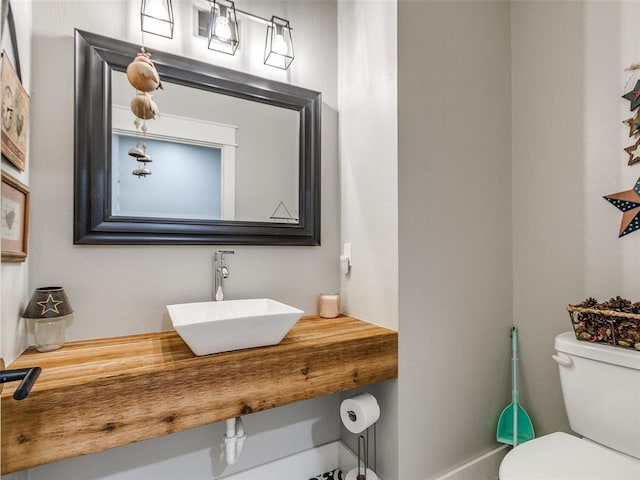22795 Cterling Dr, Kingfisher, OK 73750 - bathroom with a sink and toilet
