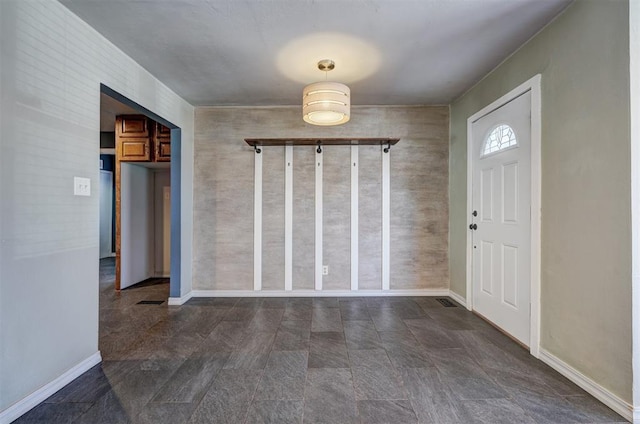 3208 NW 47th St, Oklahoma City, OK 73112 - entrance foyer featuring baseboards
