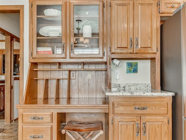 3100 N Eagle Ln, Bethany, OK 73008 - bar area with freestanding refrigerator