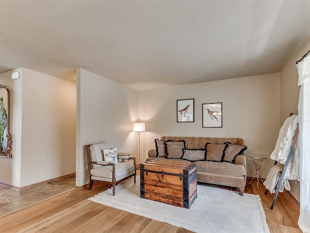 3100 N Eagle Ln, Bethany, OK 73008 - living area featuring light wood-type flooring
