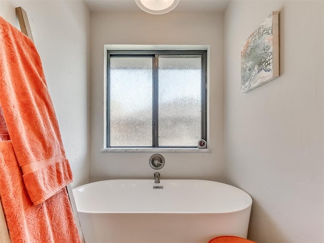 3100 N Eagle Ln, Bethany, OK 73008 - bathroom featuring healthy amount of natural light and a soaking tub