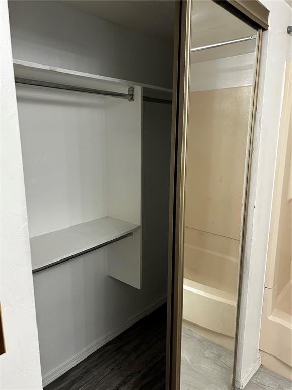 11130 Stratford Dr Unit 418, Oklahoma City, OK 73120 - view of closet