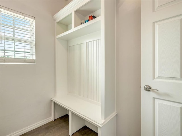 837 SE 68th St, Oklahoma City, OK 73149 - mudroom with wood finished floors and baseboards