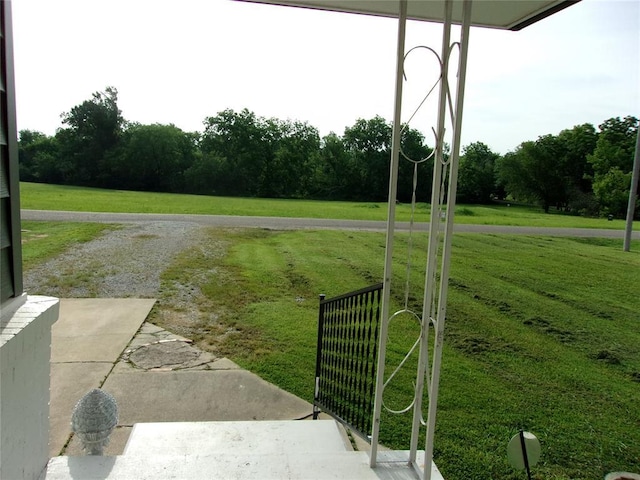 3018 N Beard Ave, Shawnee, OK 74804 - view of grassy yard