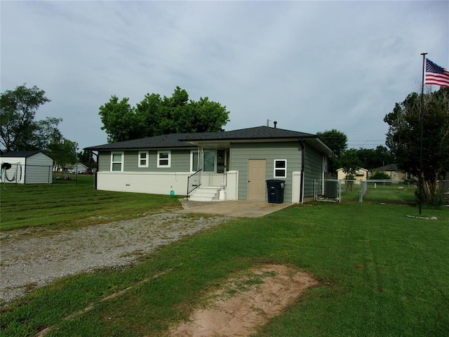 3018 N Beard Ave, Shawnee, OK 74804 - view of front facade featuring driveway and a shed