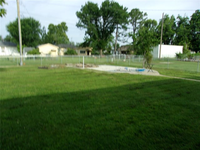 3018 N Beard Ave, Shawnee, OK 74804 - view of yard