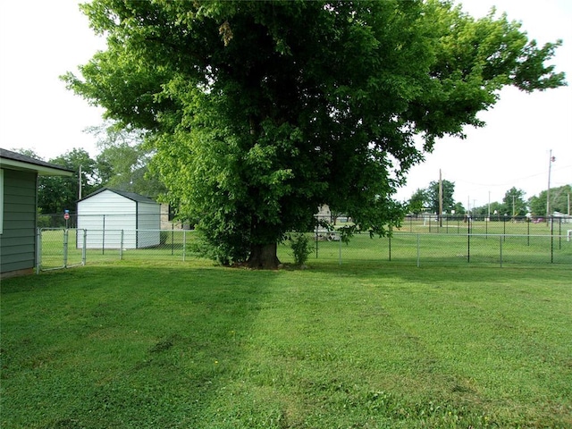 3018 N Beard Ave, Shawnee, OK 74804 - view of yard
