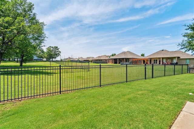12409 Gaylon Cir, Oklahoma City, OK 73170 - view of yard
