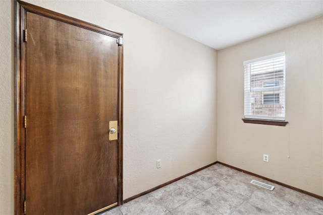 708 Cactus Ct, Yukon, OK 73099 - unfurnished bedroom with baseboards
