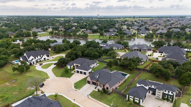 5017 Yale Bridge Ct, Edmond, OK 73034 - aerial view of residential area featuring a large body of water